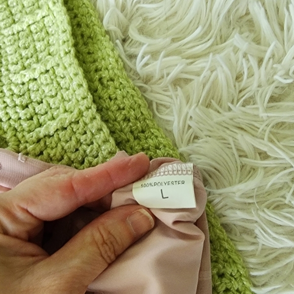 Lace top - Picture 7 of 9